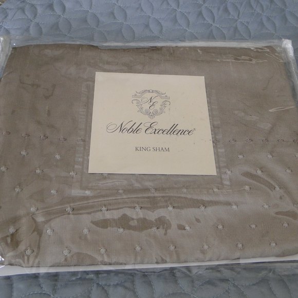 King Bedding Set -  16 pieces - Picture 13 of 15